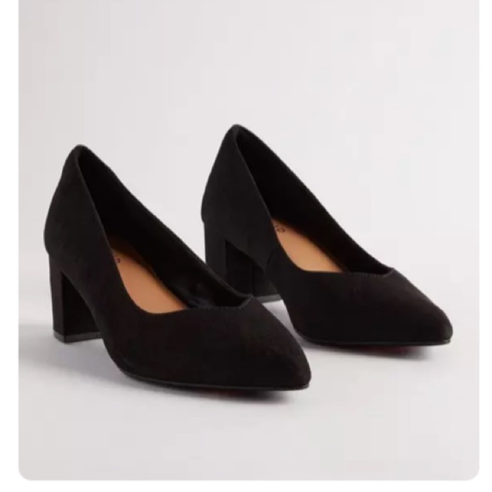 NWT TORRID Block Heel Pump 10WW